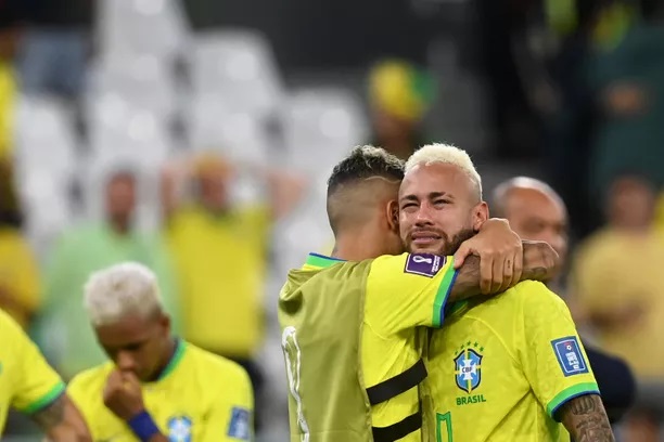 Neymar murtui lohduttomaan itkuun