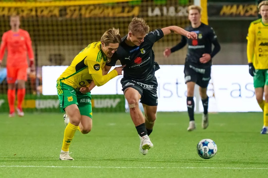 Tampereella kiehuu! Hurjaa draamaa kärkipelissä