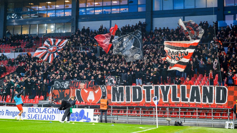 Järkyttävä veitsihyökkäys Tanskassa