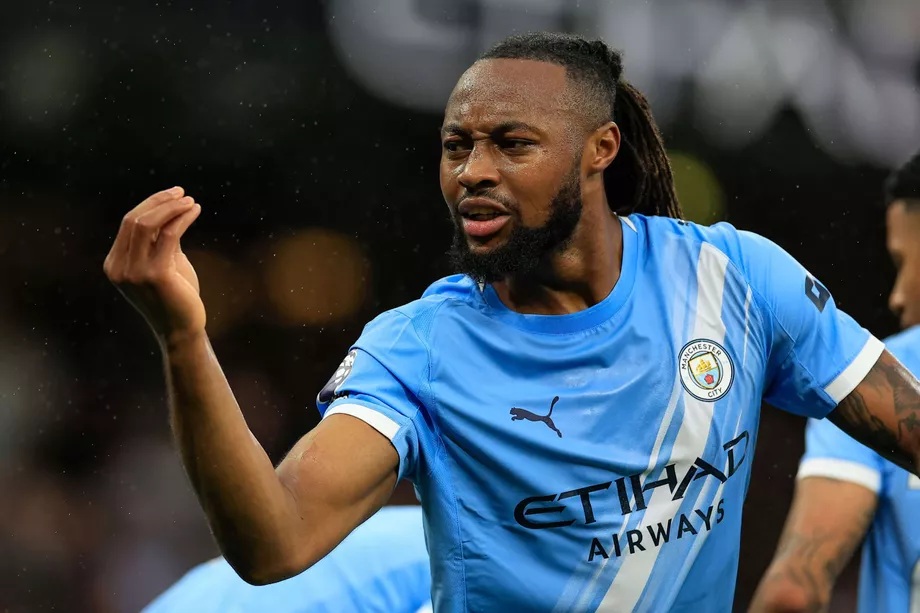 Valioliigan mestaruus on yhä auki – Manchester City kaunisteli maalieroaan