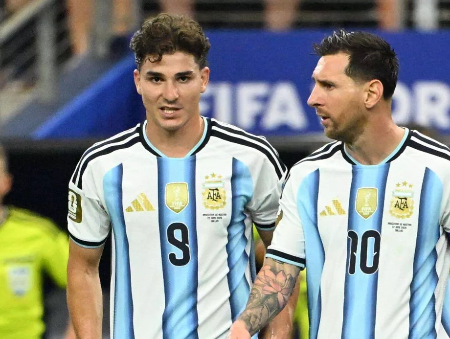 Lionel Messi teki MM-historiaa yllättävän käänteen jälkeen