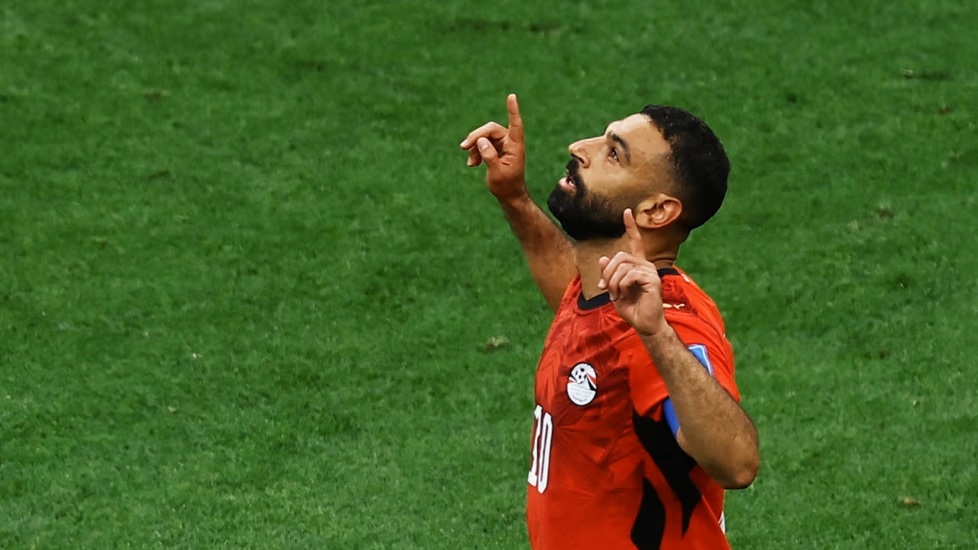 Yleisöltä upea ele Mohamed Salahille