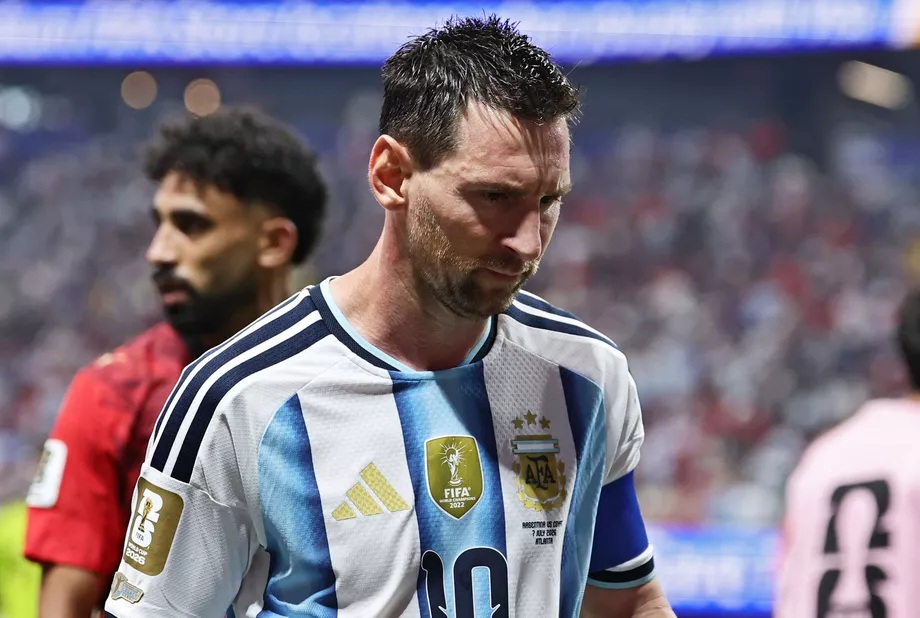 Lionel Messi rikkoi hiljaisuuden suuresta surusta – Cristiano Ronaldo otti osaa
